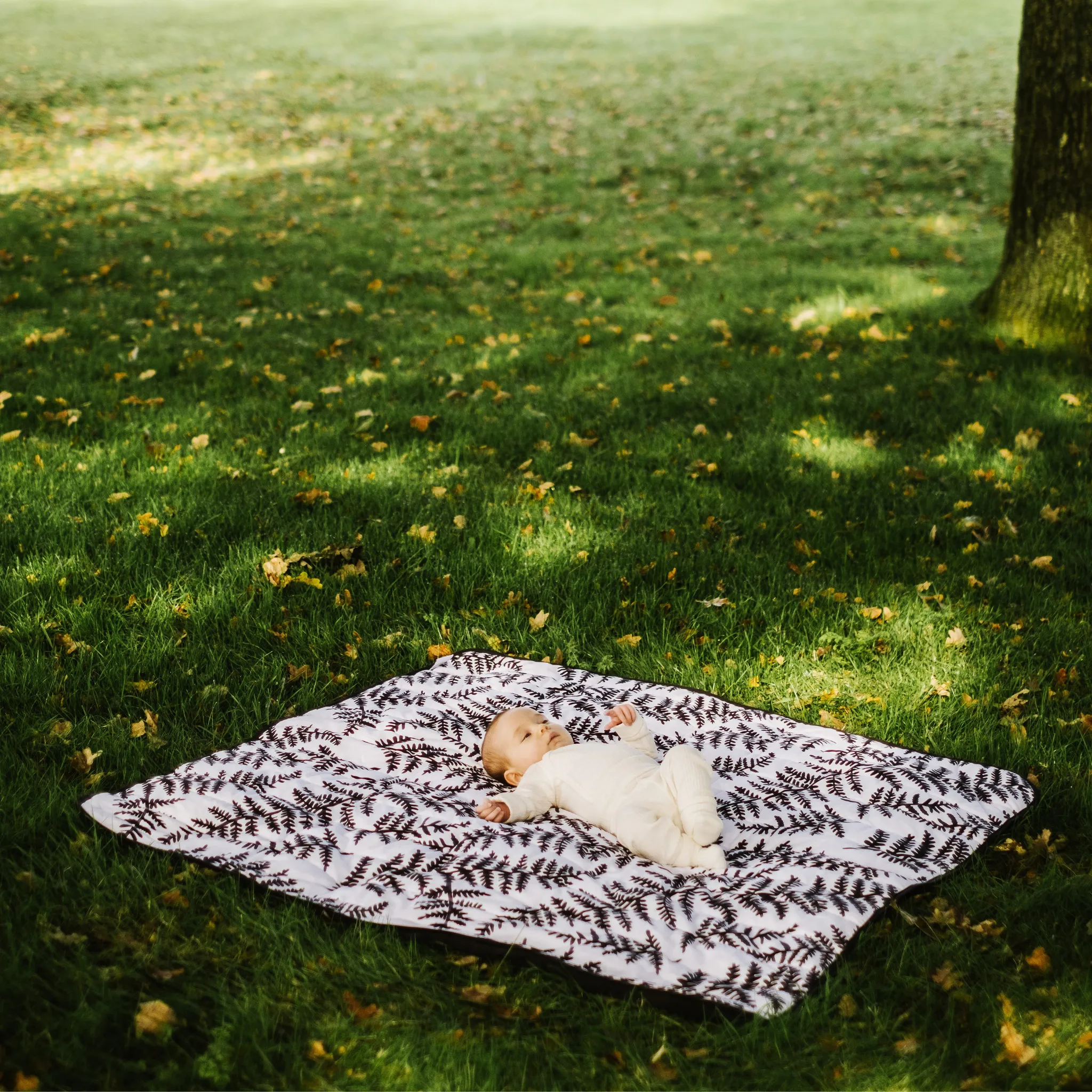 OUTDOOR PLAYMAT - suitable from birth