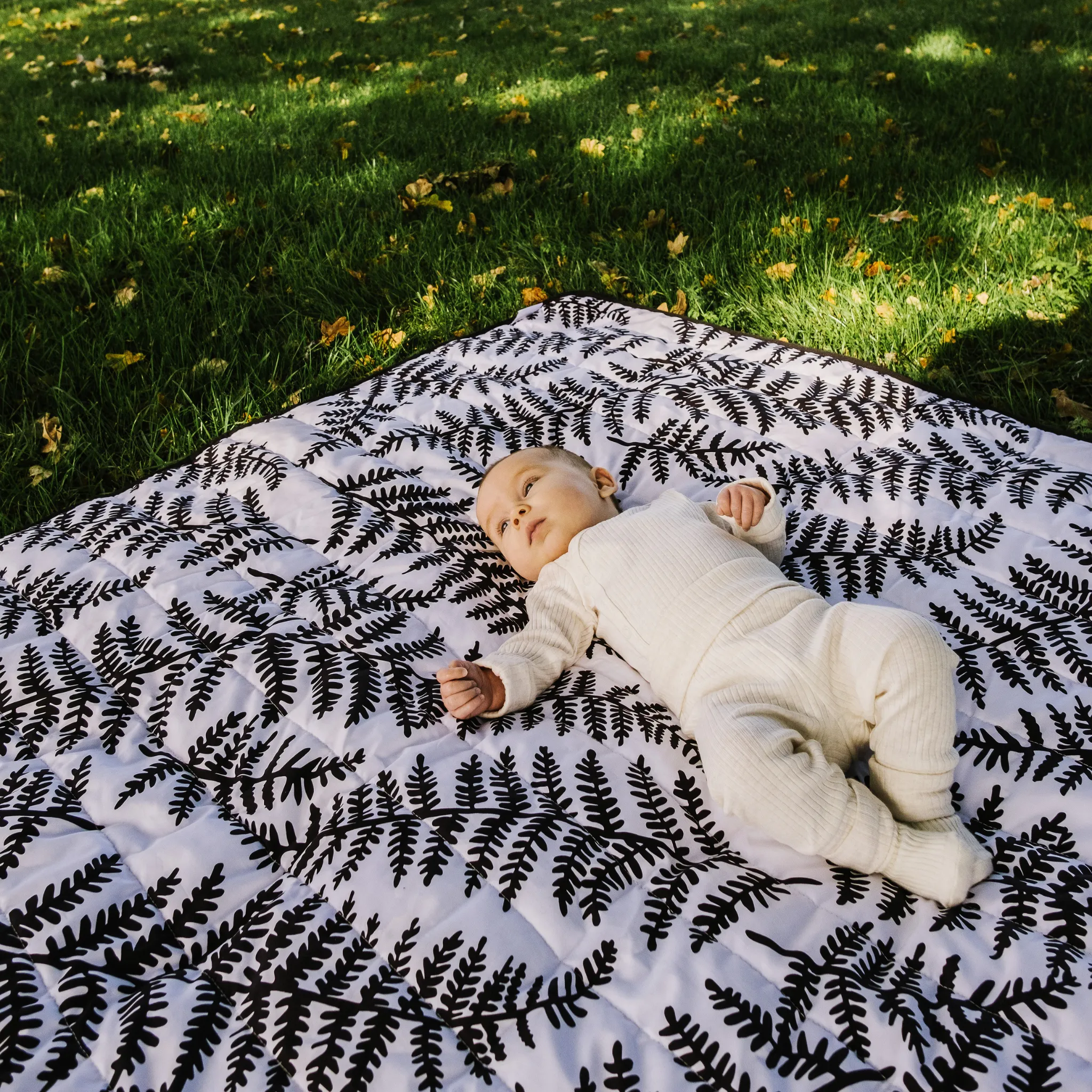 OUTDOOR PLAYMAT - suitable from birth